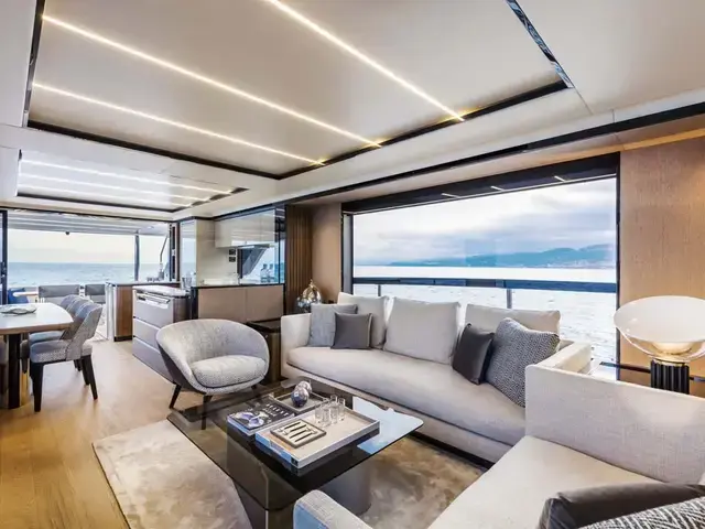 Absolute Navetta 68