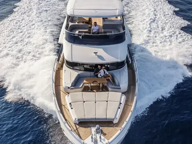 Absolute Navetta 68