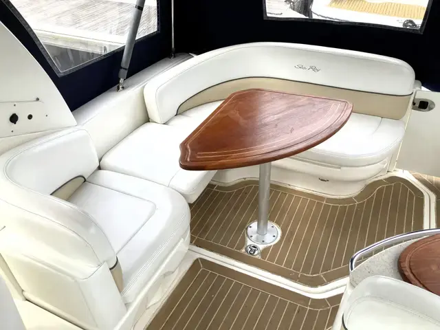 Sea Ray 275 Sundancer