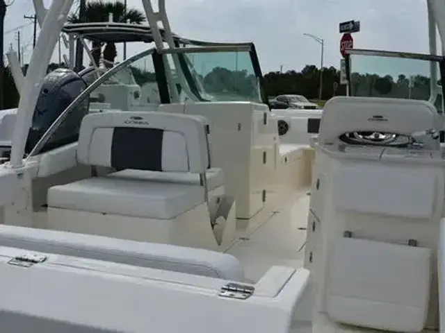 Cobia Boats 240 DC