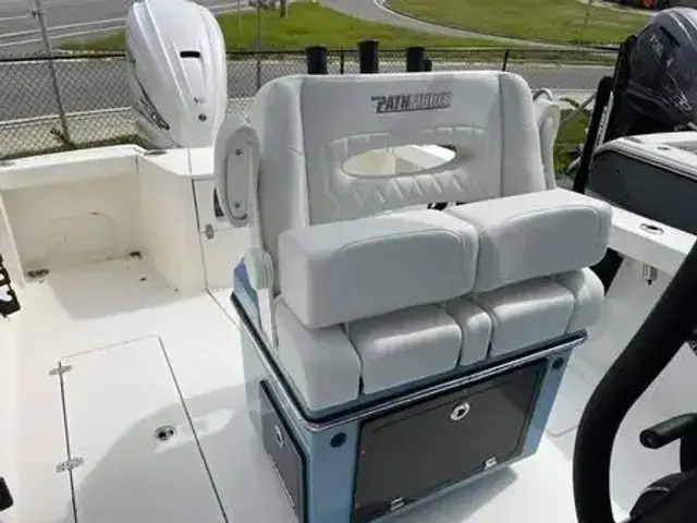 Pathfinder Boats 2700 Open