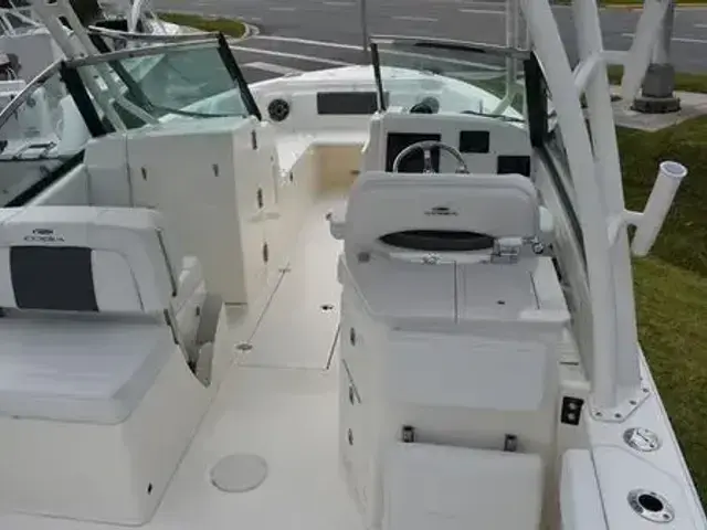 Cobia Boats 240 DC