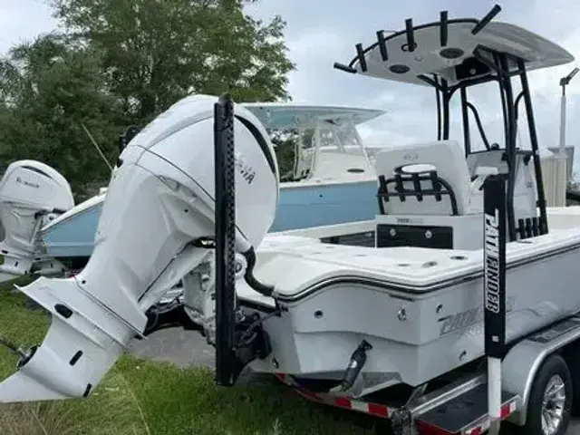 Pathfinder Boats 2500 Hybrid