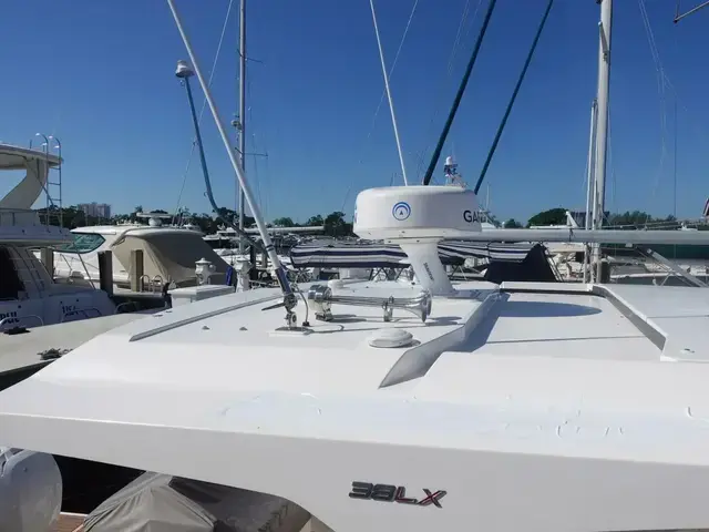 Tiara Yachts 38 Lx