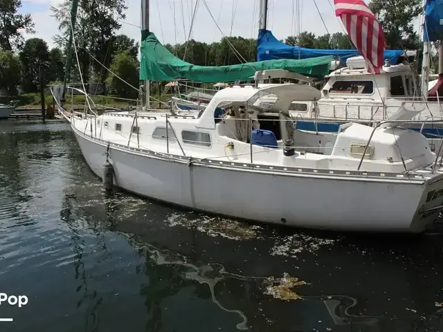 Cascade 36 Deep Keel