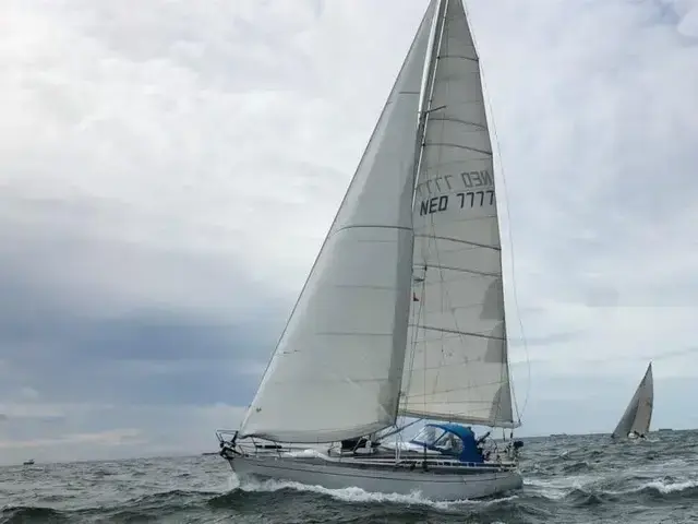 Grand Soleil 42