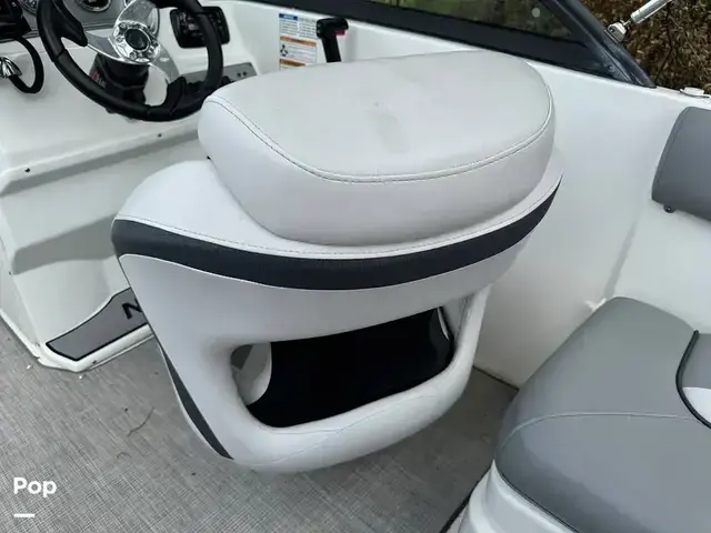 NauticStar Boats 203DC