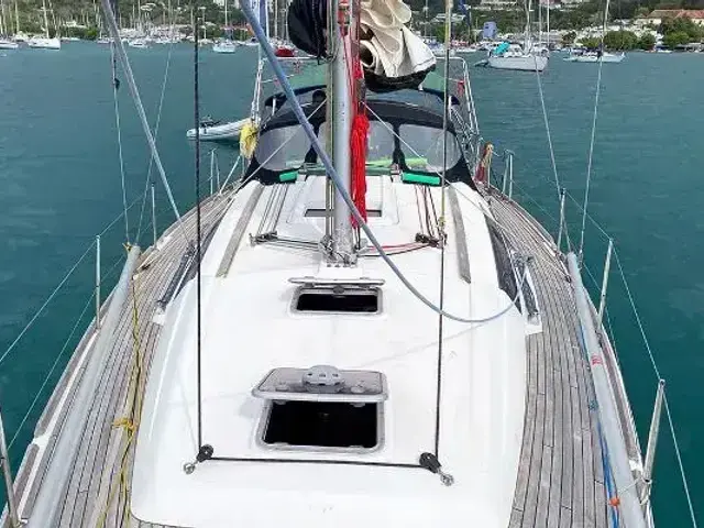 Beneteau Oceanis 37