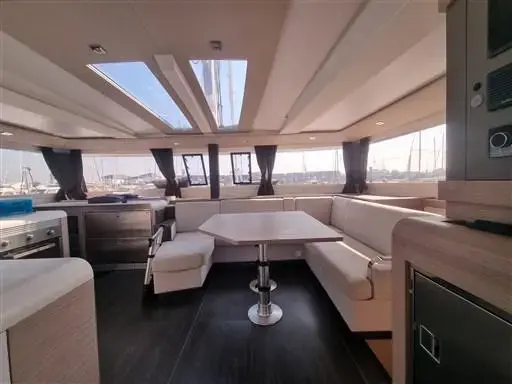 2022 Fountaine Pajot tanna 47