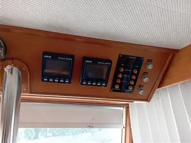 American International Marine Grand Banks 36