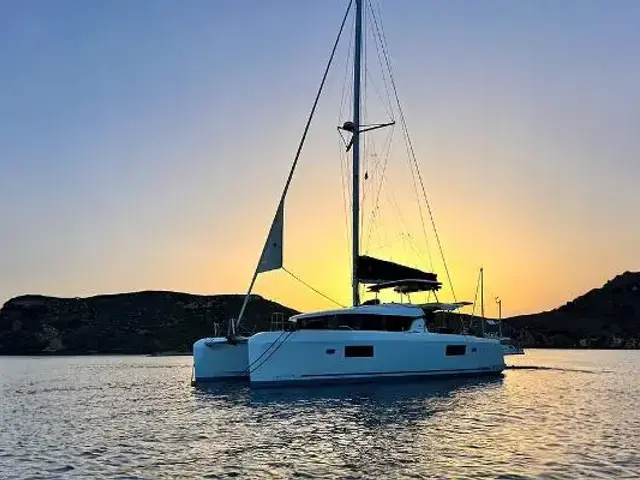 Lagoon 42