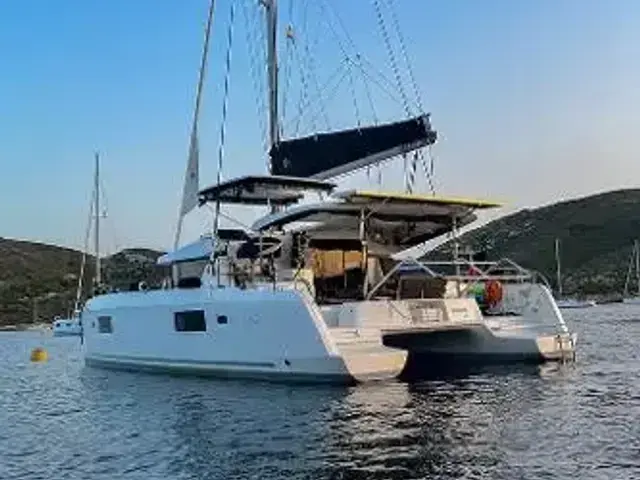 Lagoon 42