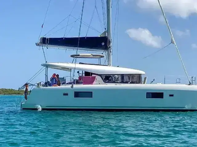 Lagoon 42