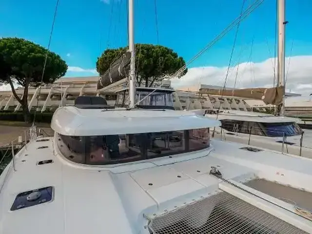 Lagoon 42