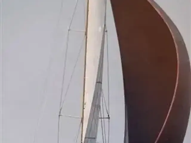 PLYMS PROTOTYPE SLOOP