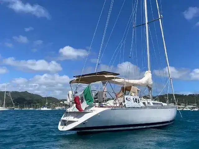 Beneteau First 435