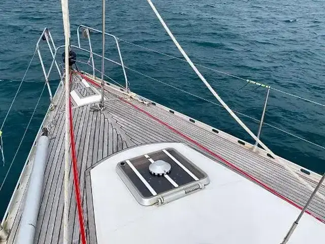 Beneteau First 435