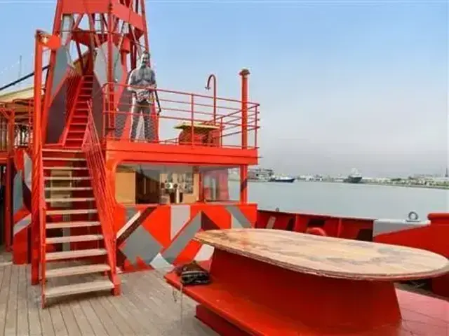 Philip and  Son of Dartmouth Lighthouse Ship - Bateau Phare