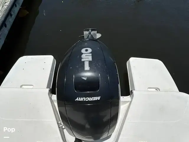 Bayliner Dx2200