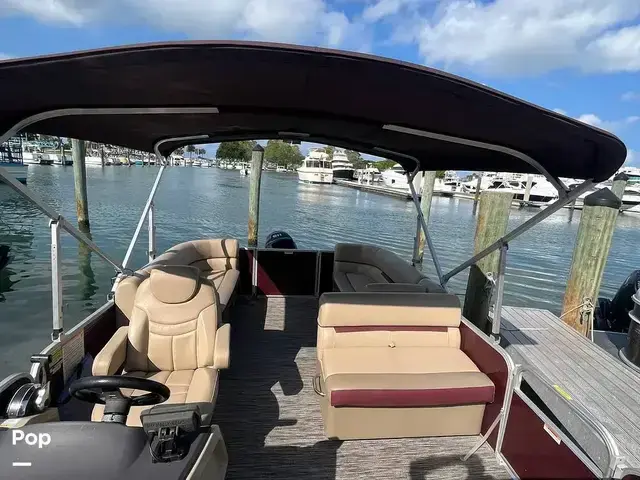 Godfrey Pontoon 2286SB Sweetwater