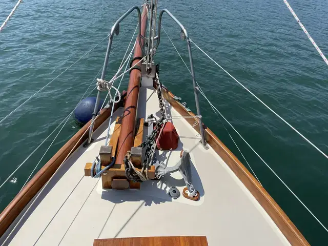 Classic Daniel Fyfe Loch Fyne Skiff Gaff Cutter