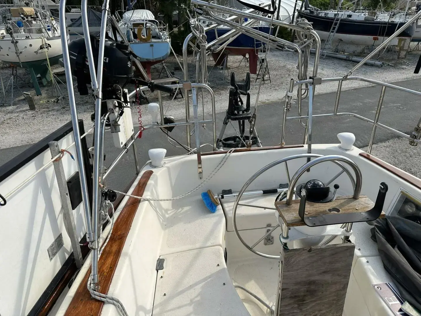 1980 Mariner sloop