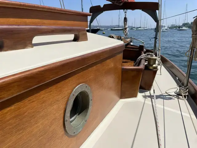 Classic Daniel Fyfe Loch Fyne Skiff Gaff Cutter