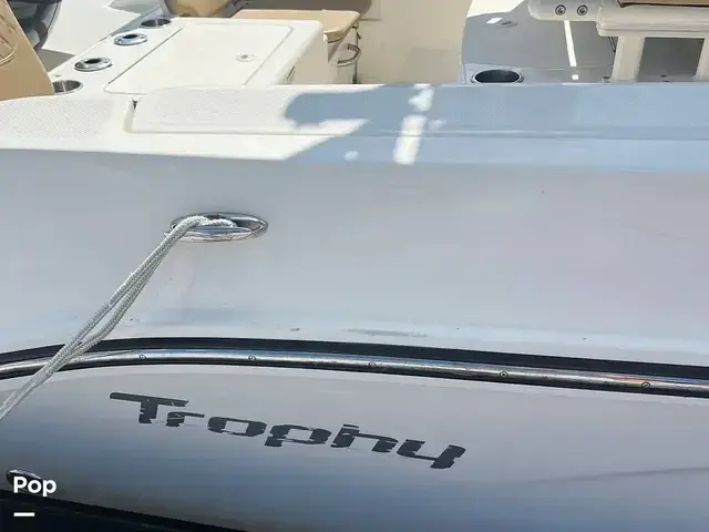 Trophy Boats 22 CC