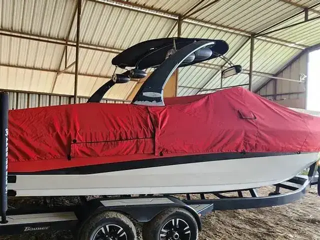 Malibu 25 Lsv