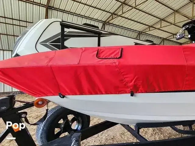 Malibu 25 Lsv