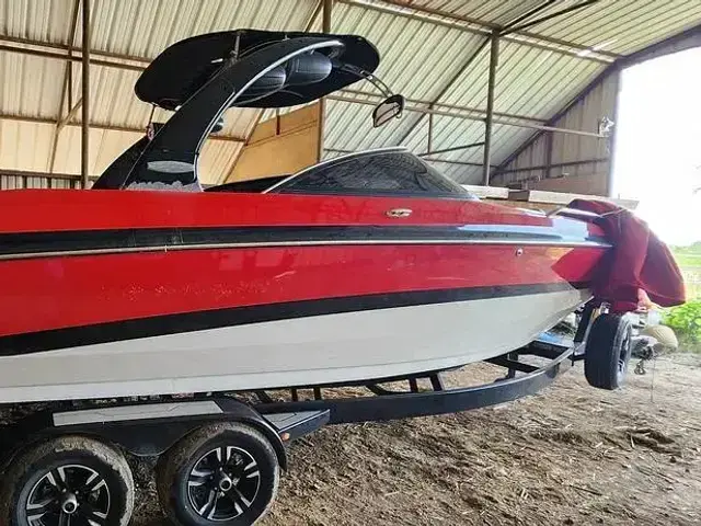 Malibu 25 Lsv