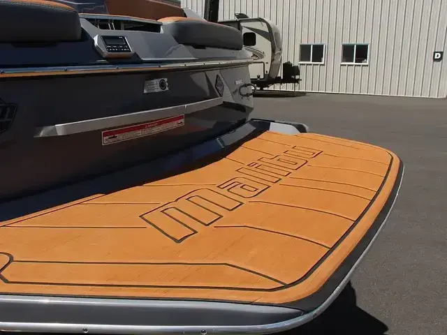 Malibu Wakesetter 22 LSV