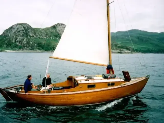 Mcgruer centreboard sloop