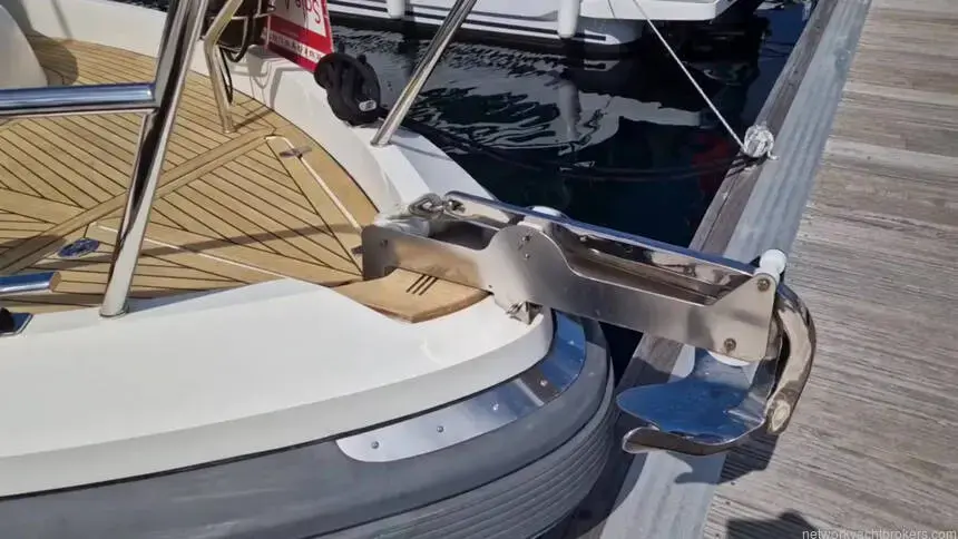 2014 Solid 31 flybridge