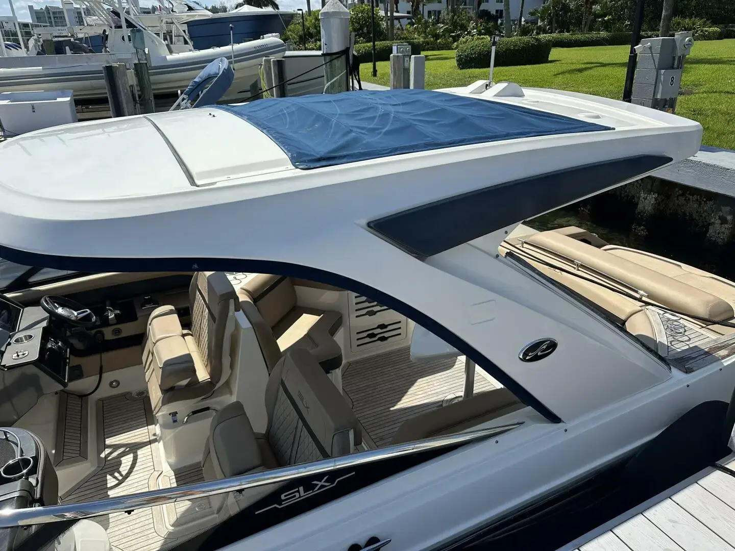 2016 Sea Ray 310 slx