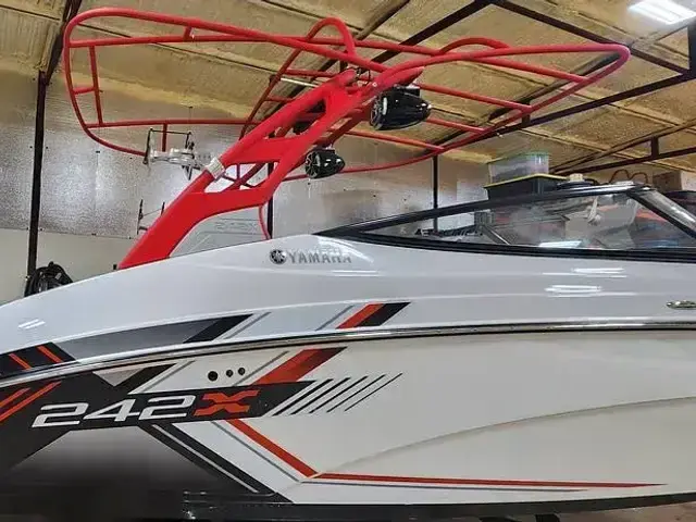 Yamaha Waverunner IV