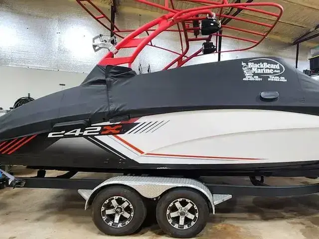 Yamaha Waverunner IV