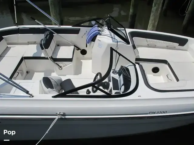 Bayliner Dx2200