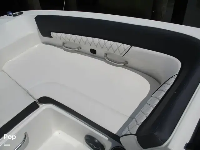 Bayliner Dx2200