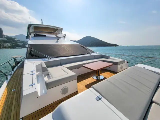 Azimut Grande 25 Metri