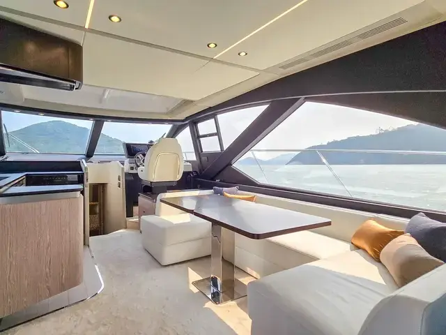 Azimut S6