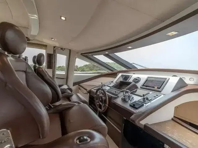 Azimut 86 S