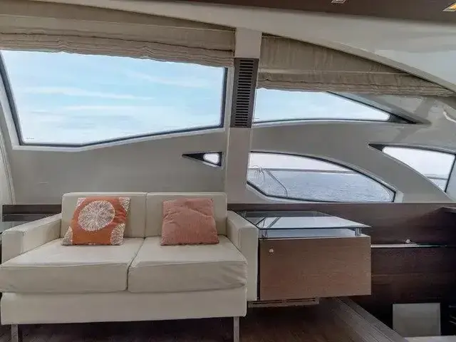 Azimut 86 S