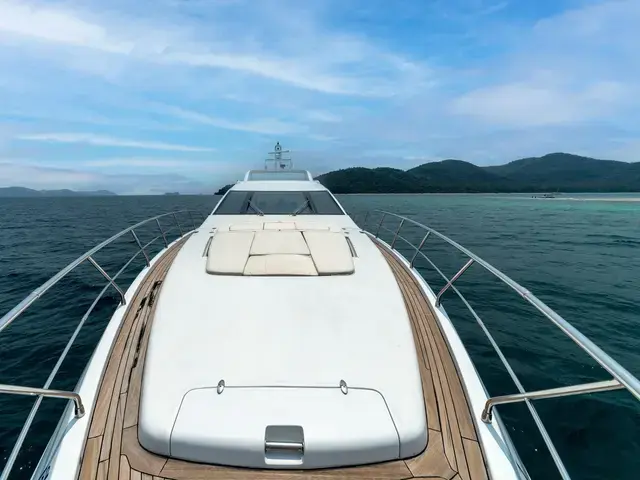 Azimut 86 S