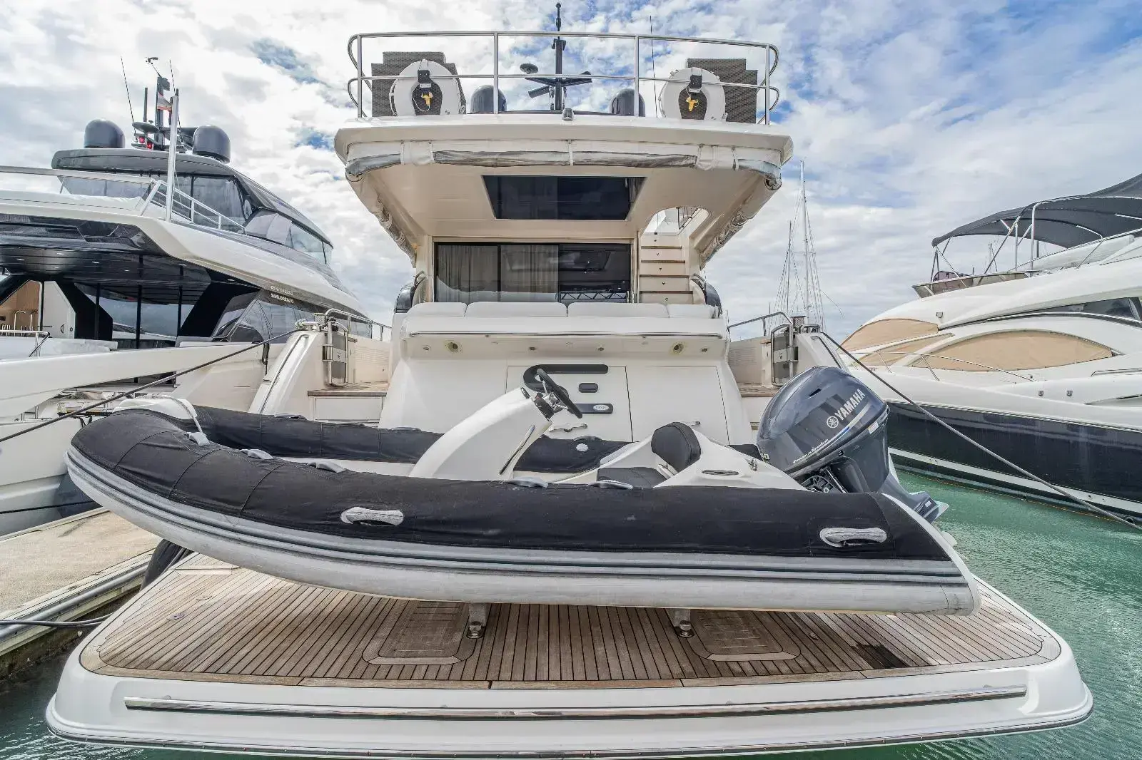 2015 Princess 82