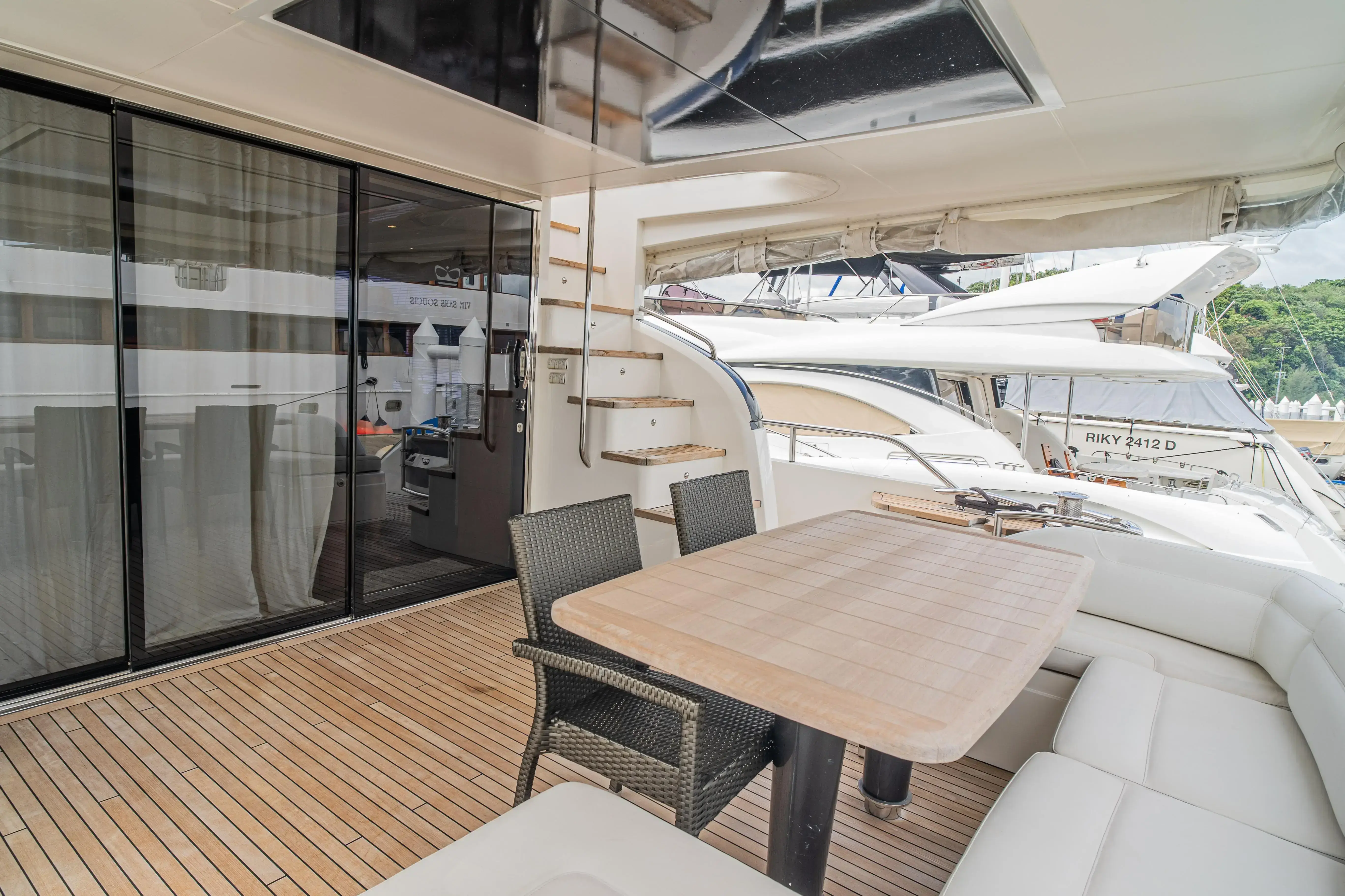 2015 Princess 82