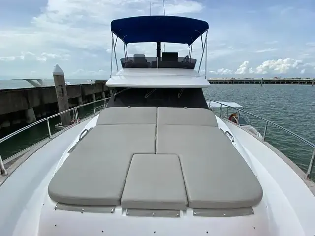 Azimut Magellano 43