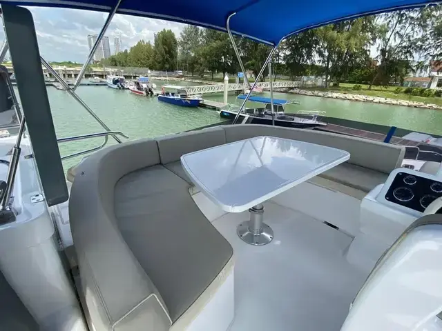 Azimut Magellano 43