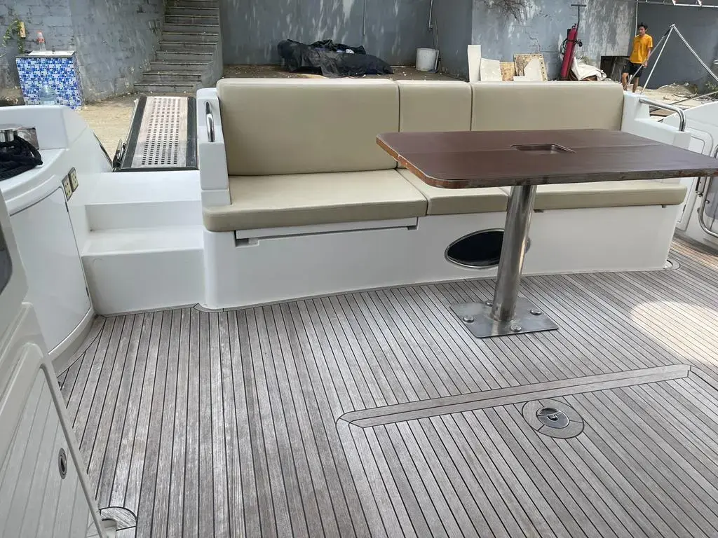 2017 Azimut 60