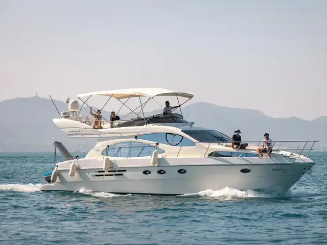 Azimut 46 Fly